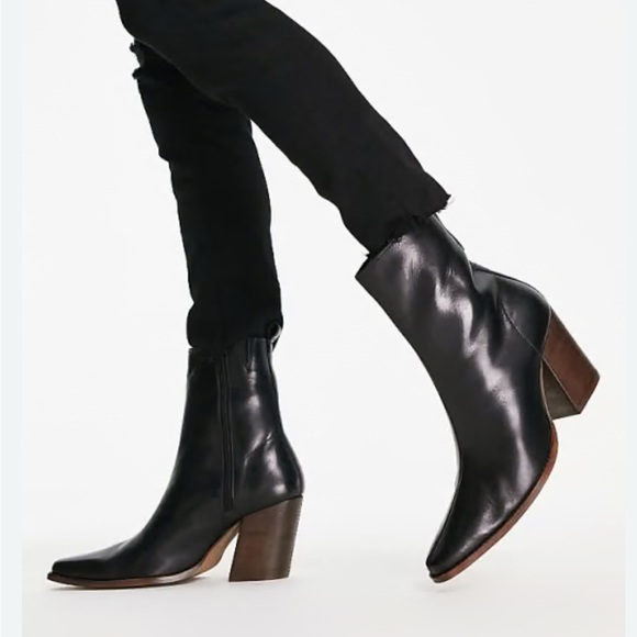 ASOS Black and Brown Ankle Boots with‎ Chunky Heel - Picture 1 of 6